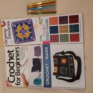 Learn to Crochet - bundle of 4 books and 7 metal crochet hooks